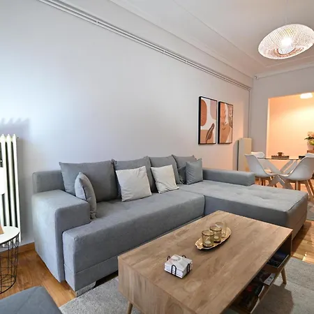 Apartment Panagiotidis House *
